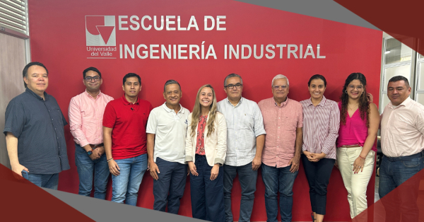 Una egresada visita la EII