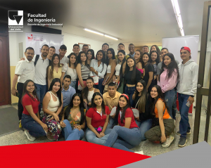 Estudiantes de la Universidad Santo Tomás, visitan la EII
