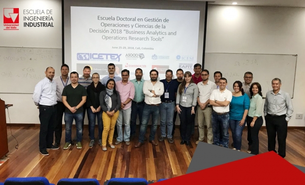 Estudiantes de la Escuela de Ingeniería Industrial participan en Escuela Doctoral