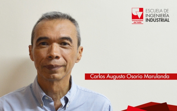 El profesor de la Escuela de Ingeniería Industrial Carlos Osorio M. presenta dos libros sobre el fomento de la cultura científica en estudiantes de secundaria del Valle del Cauca