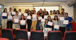 Entrega de Estímulos  Académicos del Programa de  Ingeniería Industrial Febrero -  Julio de 2016