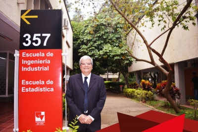 Socialización de los resultados de investigación del año sabático del profesor Carlos Julio Vidal