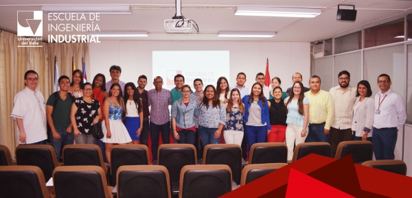 La Escuela de Ingeniería Industrial despide a sus graduandos